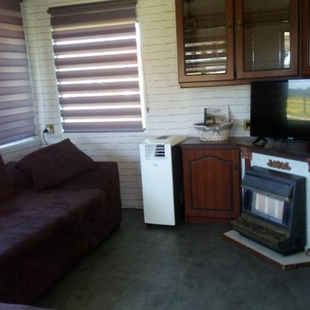 Mobil Home Vintage A La Ferme Des Buttons Rosnay  Luaran gambar